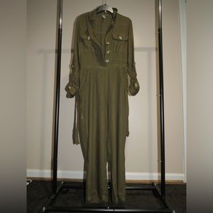 MOON ORCHID green button up romper with front pockets